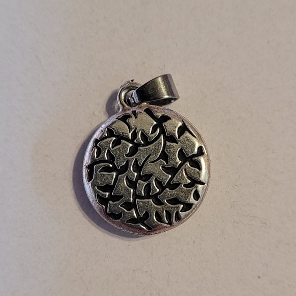 Necklace Pendant - Picture 8 of 8